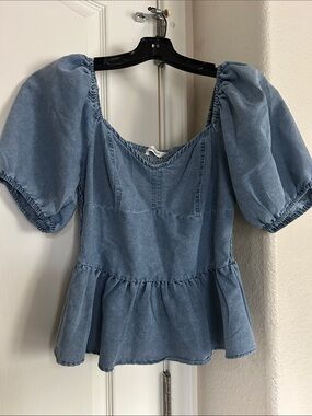 Light Blue Puff-Sleeve Peplum Blouse with Square Neck